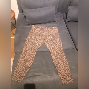 NIKE ATHLETIC WEAR CHEETAH PRINT BRAND NEW